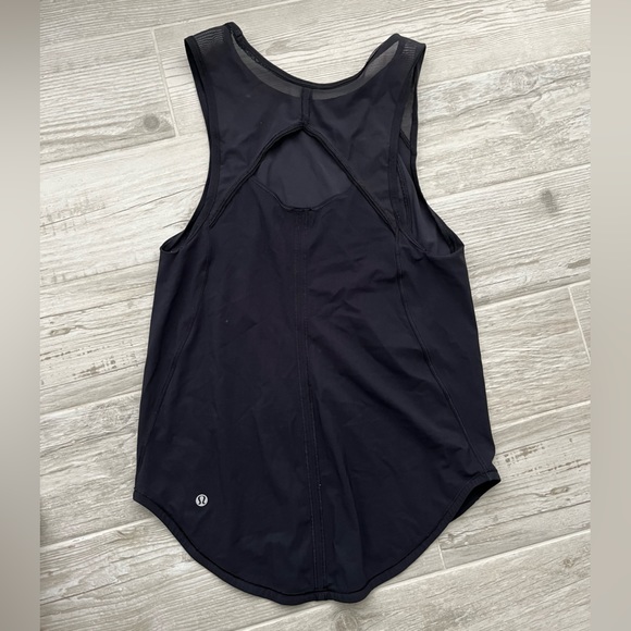 Lululemon Sculpt Tank - Picture 5 of 7